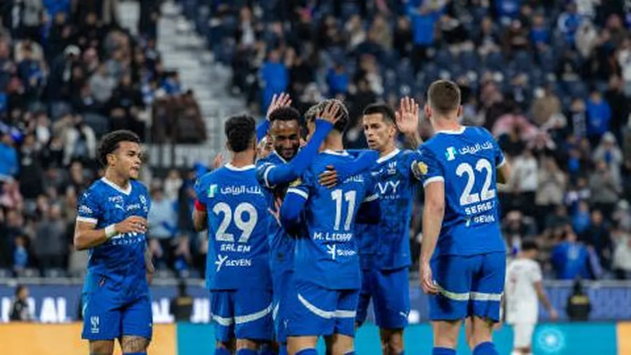 الهلال يتلقى ضربة موجعة بإصابة نجميه سالم الدوسري وعبد الإله المالكي